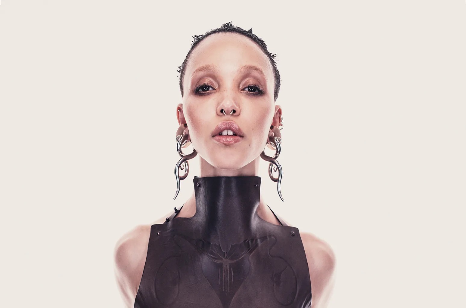 New Musik Radar - FKA twigs Page Image