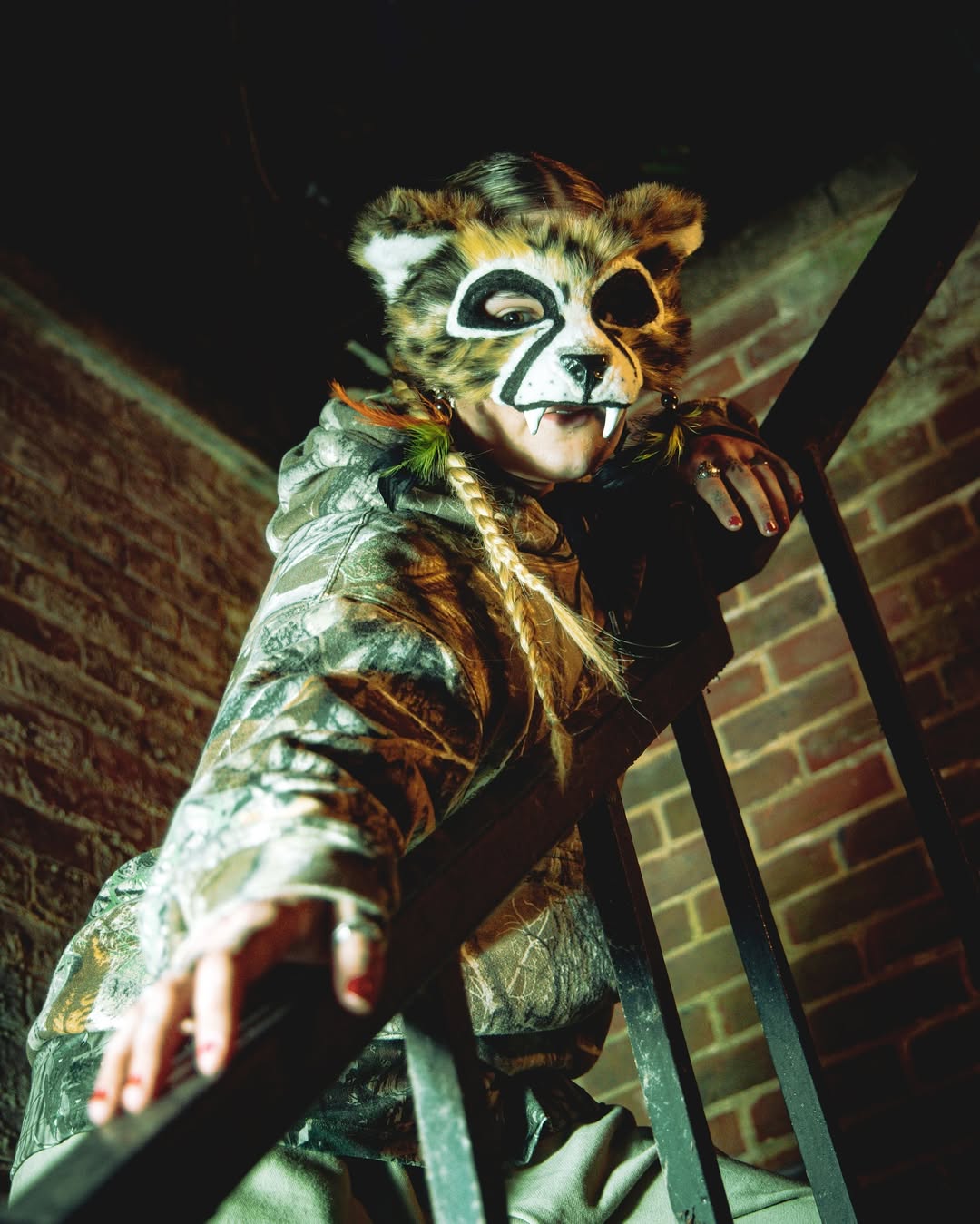 New Musik Radar - Hands Are For Holding Page Image