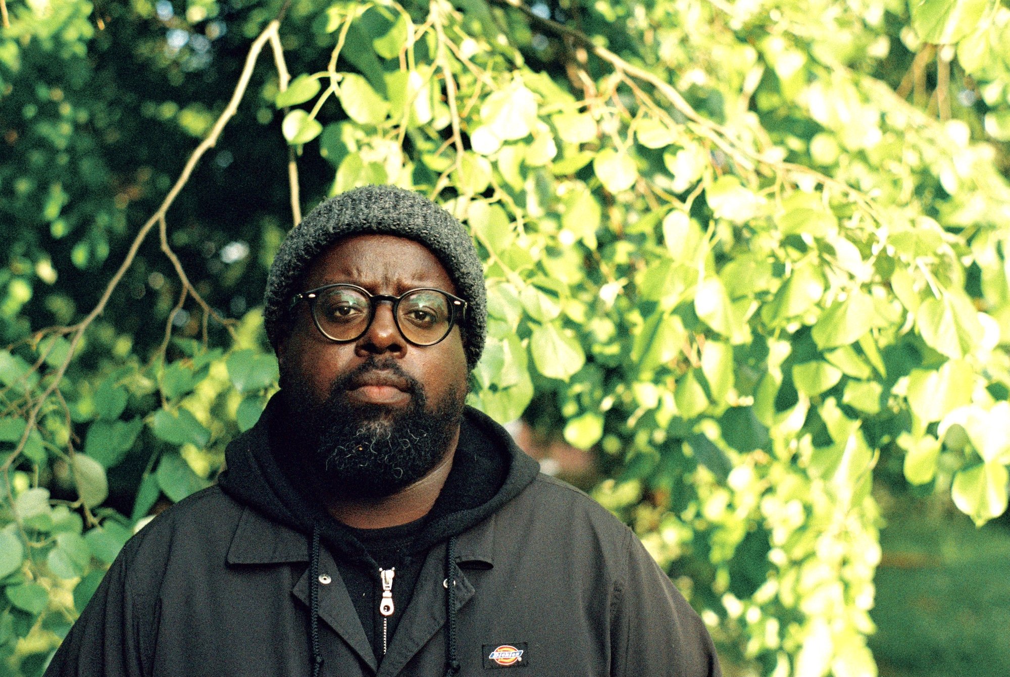 New Musik Radar - oMo (Man) Page Image